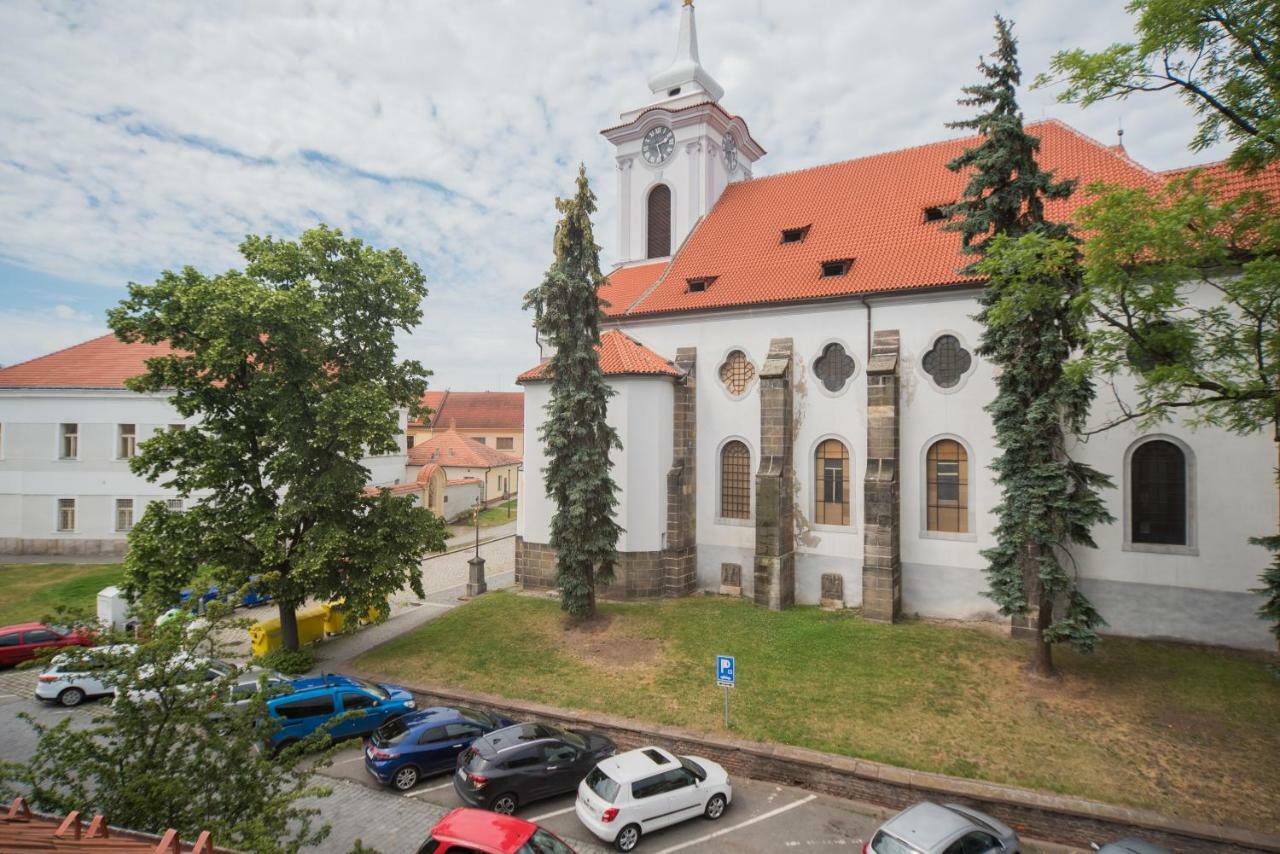 Pension U Kostela Cesky Brod 外观 照片