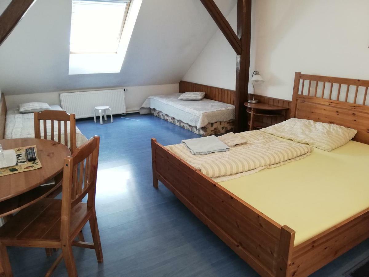 Pension U Kostela Cesky Brod 外观 照片